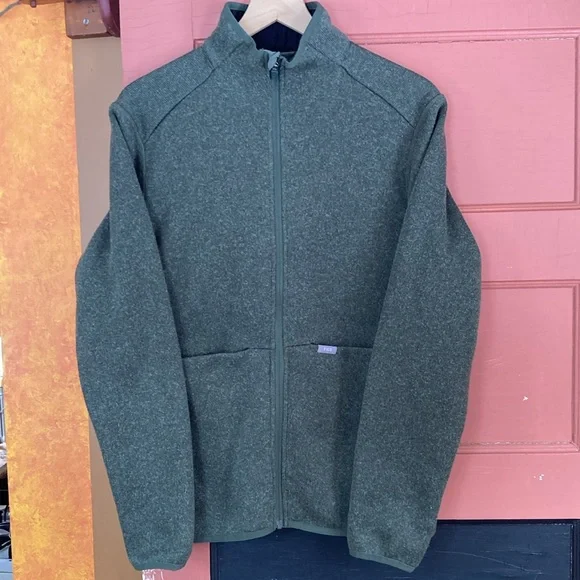 FIGS On-Shift Fleece Jacket, Moss - Picture 7 of 7